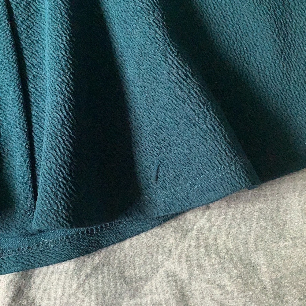 Forever 21 emerald peplum top - Picture 3 of 4